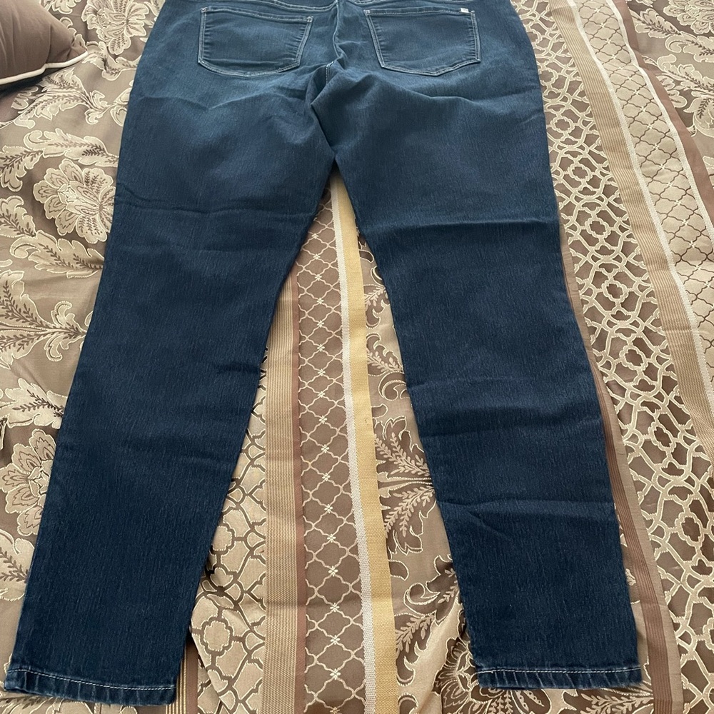 Simply Vera. Vera Wang Pull-on Jeggings. Size 20W Tall. - Picture 8 of 8